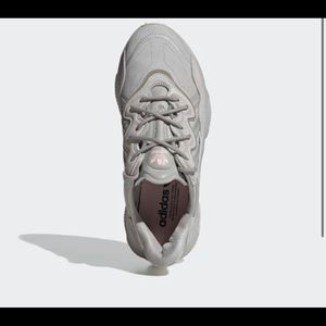 Adidas Ozweego Sneakers